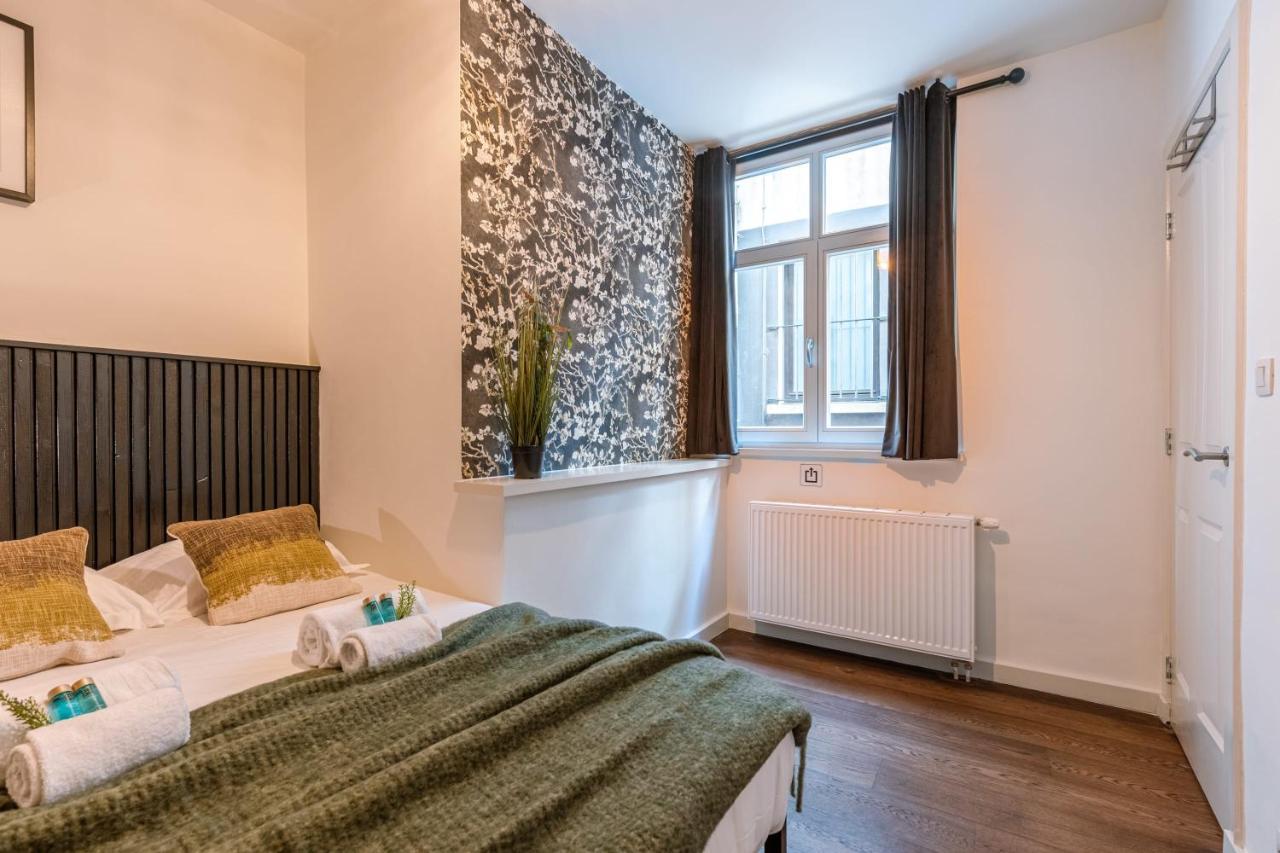 Authentic Apartment In The Heart Of Антверпен Екстер'єр фото