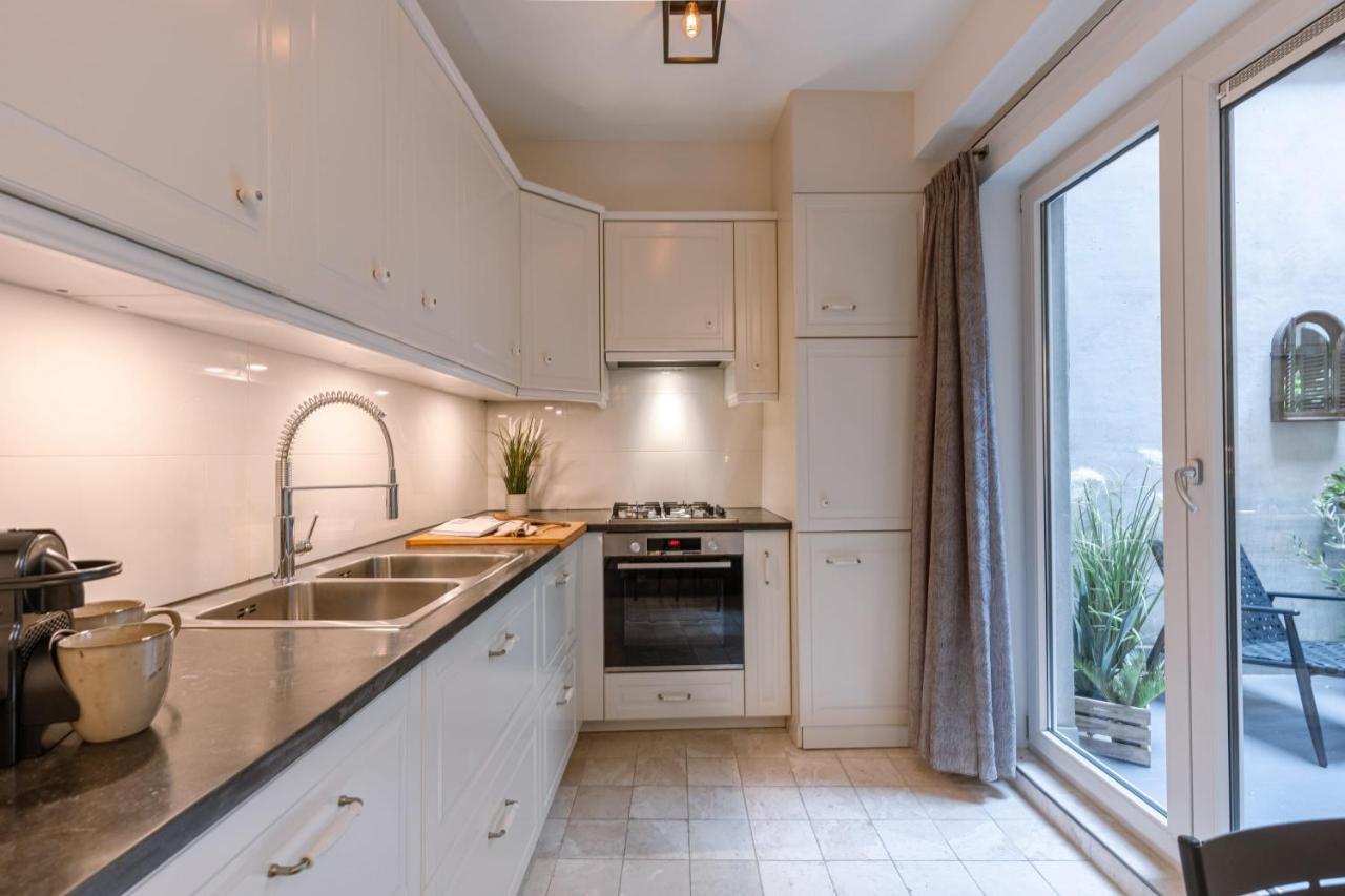Authentic Apartment In The Heart Of Антверпен Екстер'єр фото